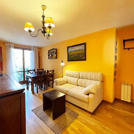 S02 - Apartamento Kasares I - Villmor Apartment Sesué
